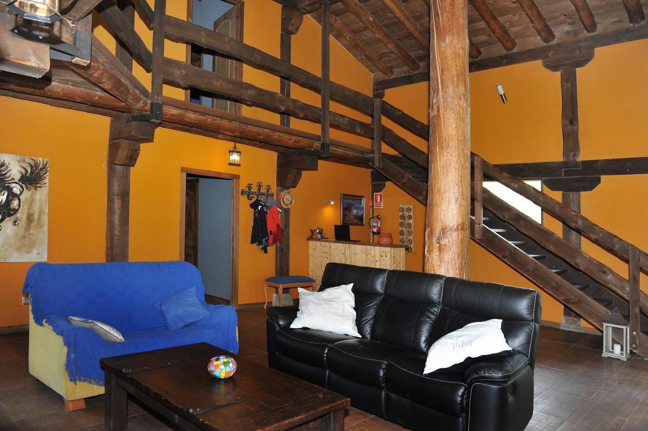La Cabana De Sara Vinuesa Exteriér fotografie